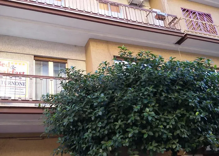 Metropolitan Gæstehus Taranto