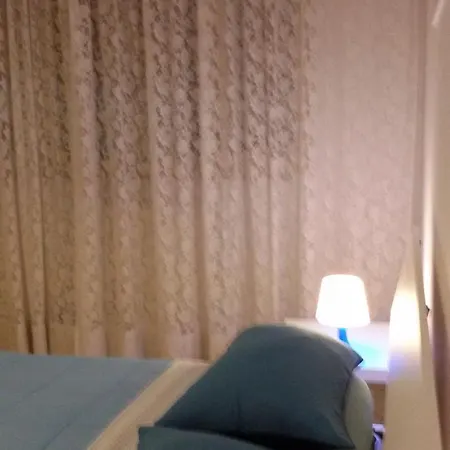 Metropolitan Πανσιόν Ταράντο